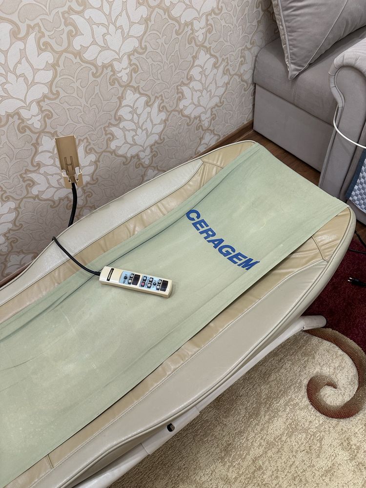 Продаю массажную кровать CERAGEM (оригинал, отличное состояние)