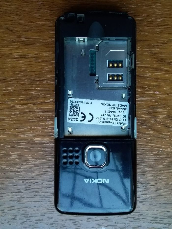 Продам Nokia 6300