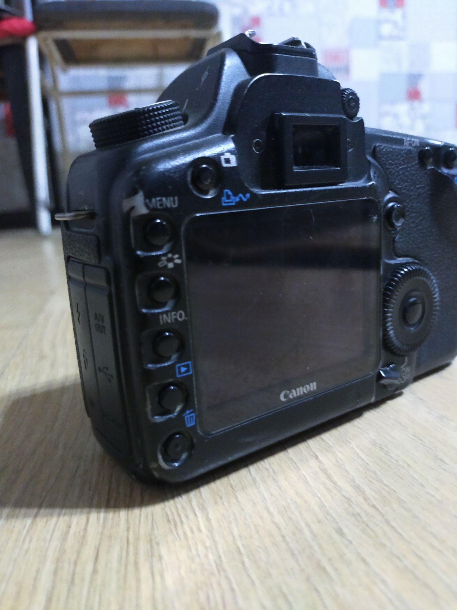 Профессиональный фотоаппарат Canon 5 D mark 2