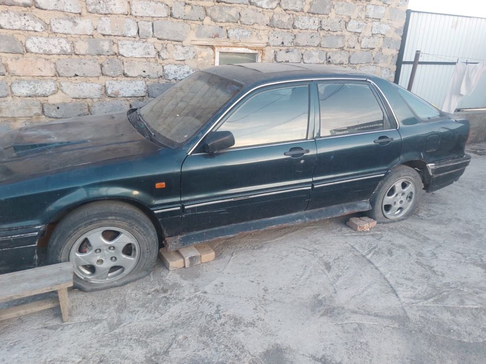Mitsubishi Galant