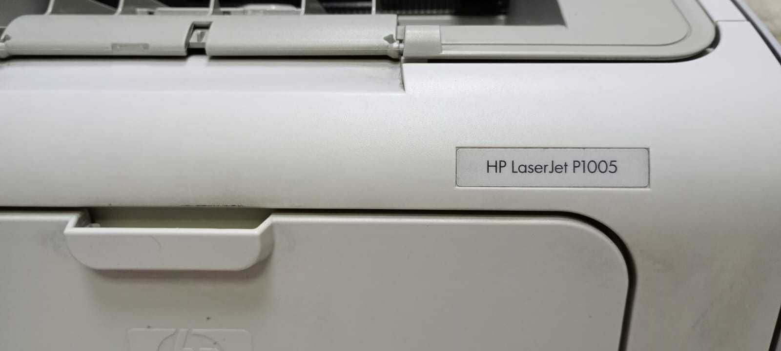 Самый надежный Принтер HP 1005 .