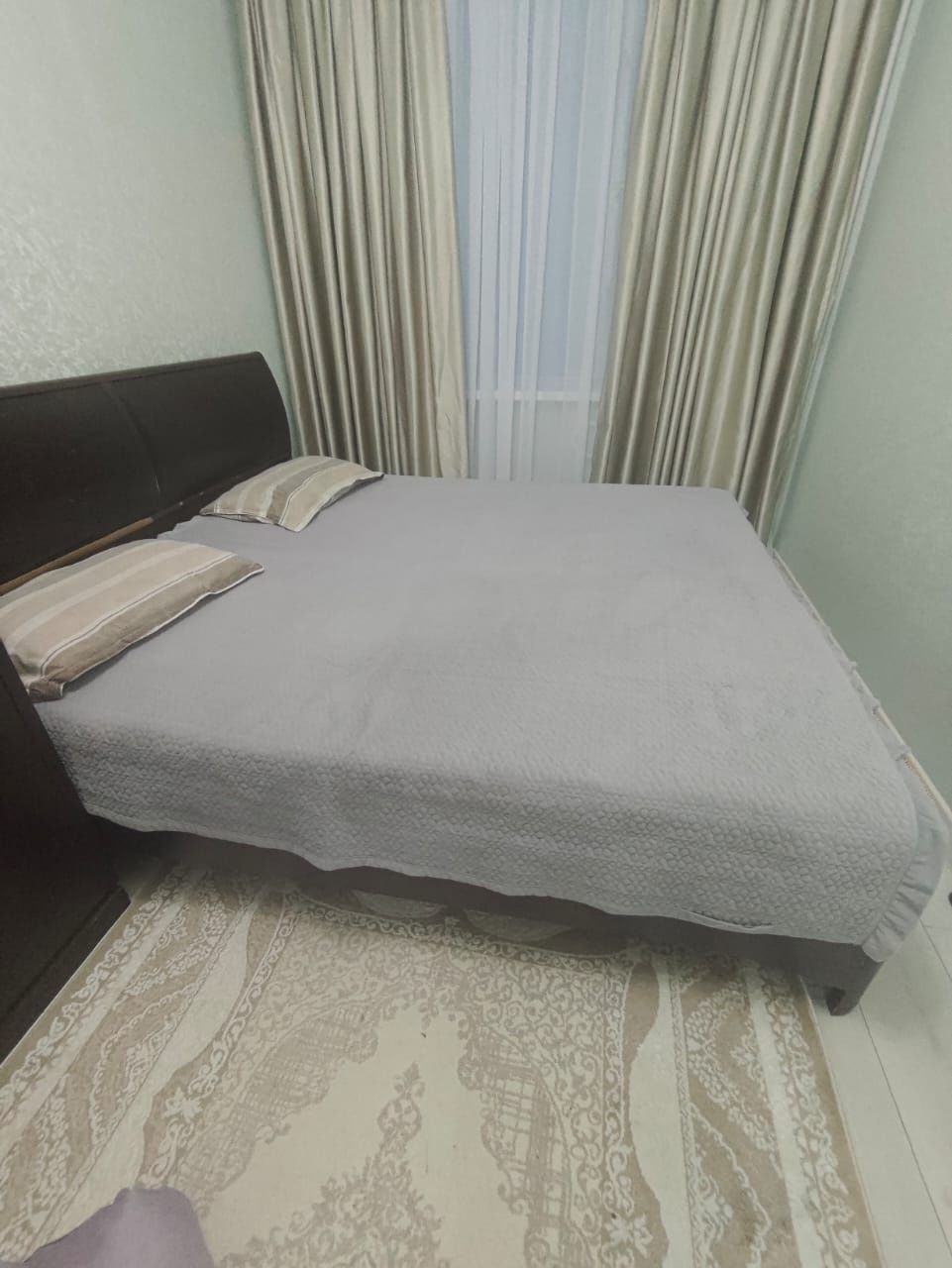 Продаю, Диван и Шкаф