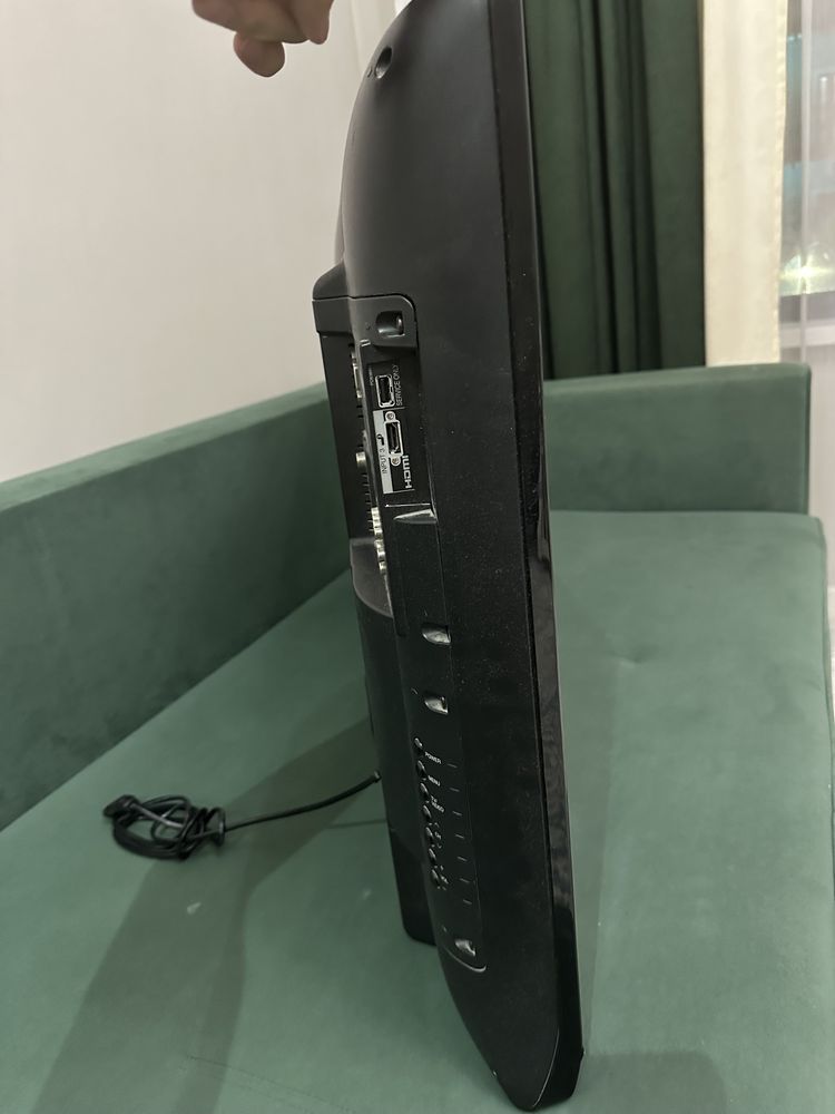 Продам телевизор Sharp