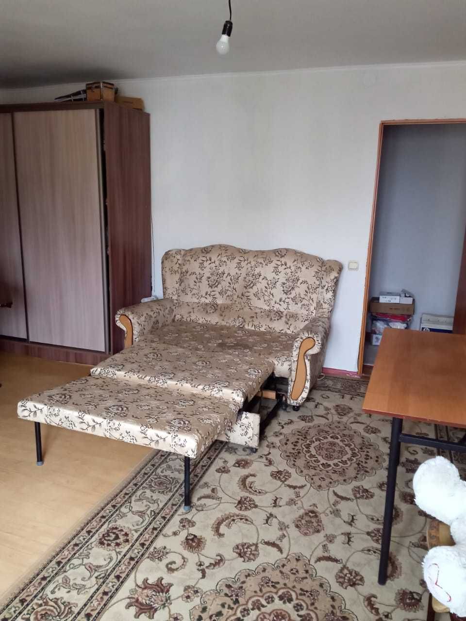 Продается 2-х квартира (Зал студия + спальня) за 15.5 млн тг.(торг).