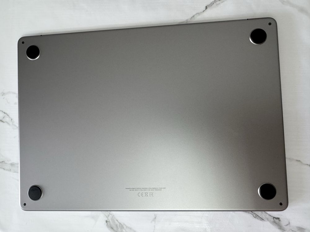MacBook Air M2 2023