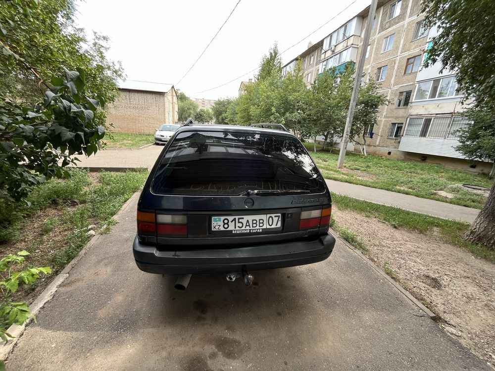 Volkswagen passat b3 унтверсал 2.0л.