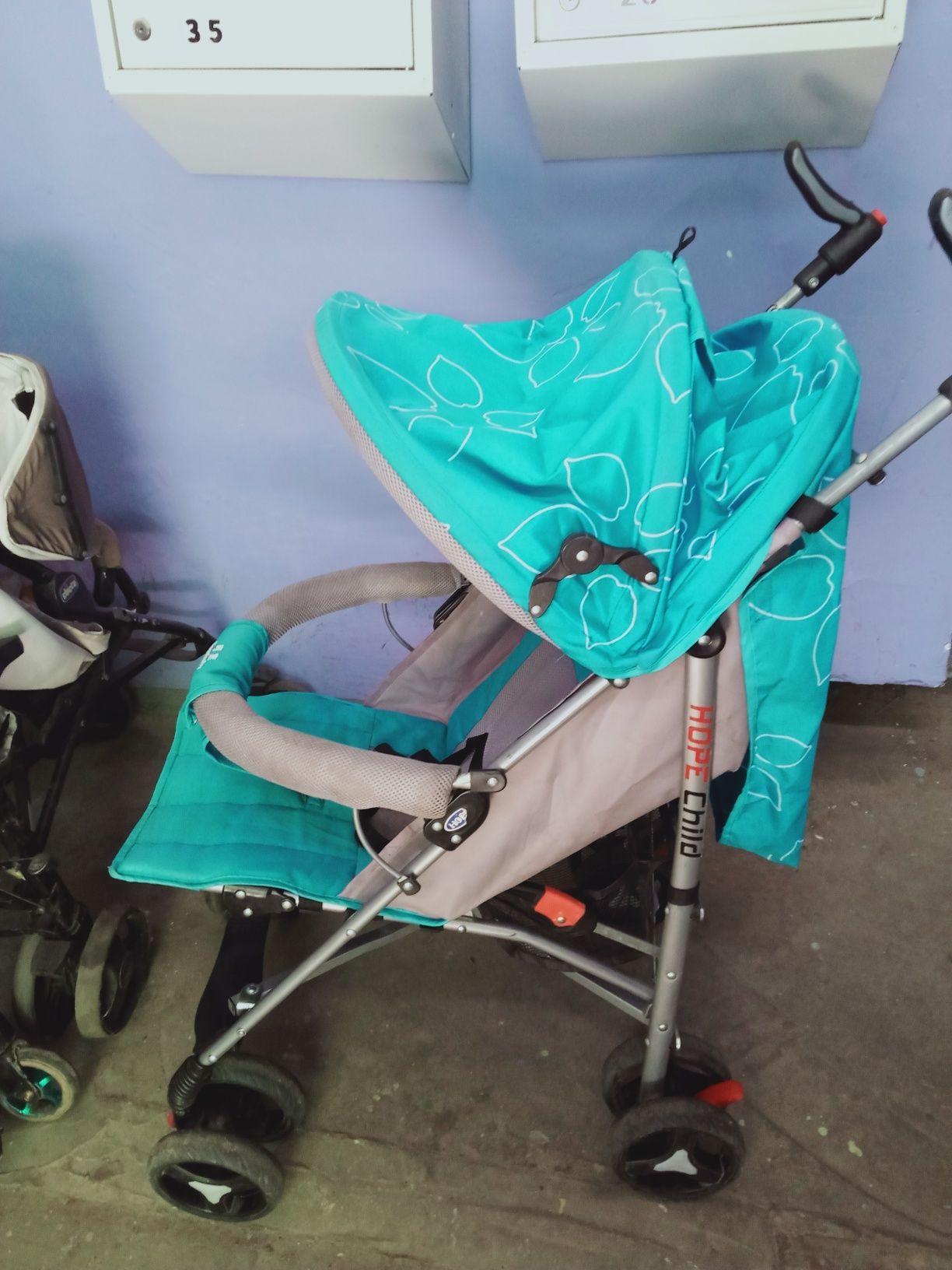 Продам детскую коляску