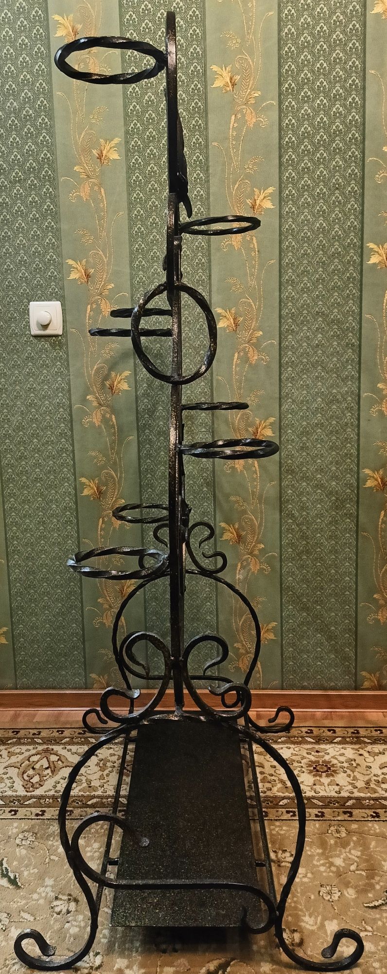 Цветочник ( Подставка для цветов)