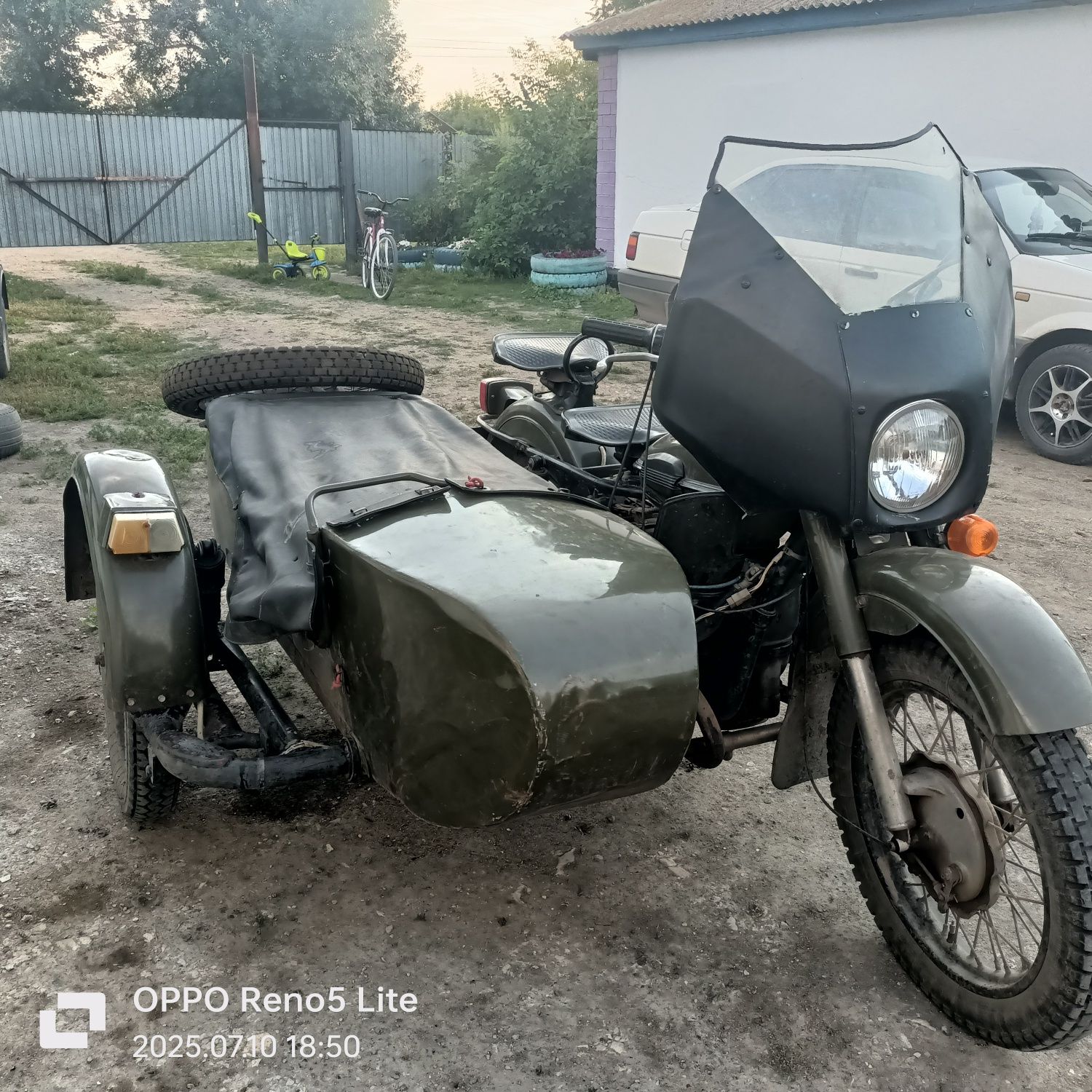 Мотоцикл Урал в хорошем состоянии