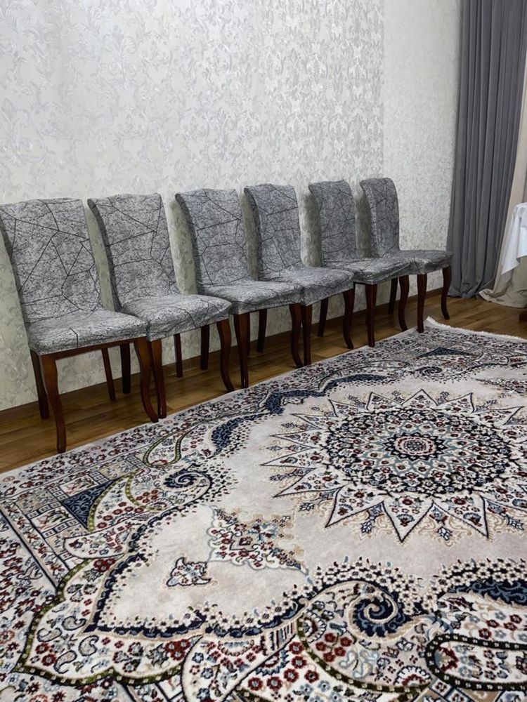 Эластичные чехлы для стульев