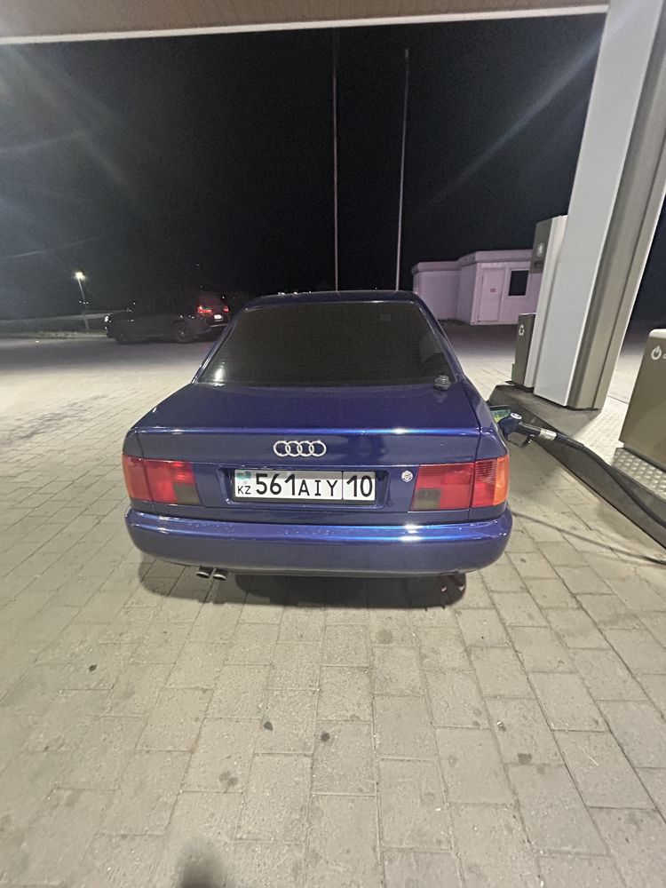 Ауди А6 С4 1994 г