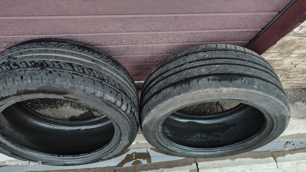 Продам шины б/у 255/45/18