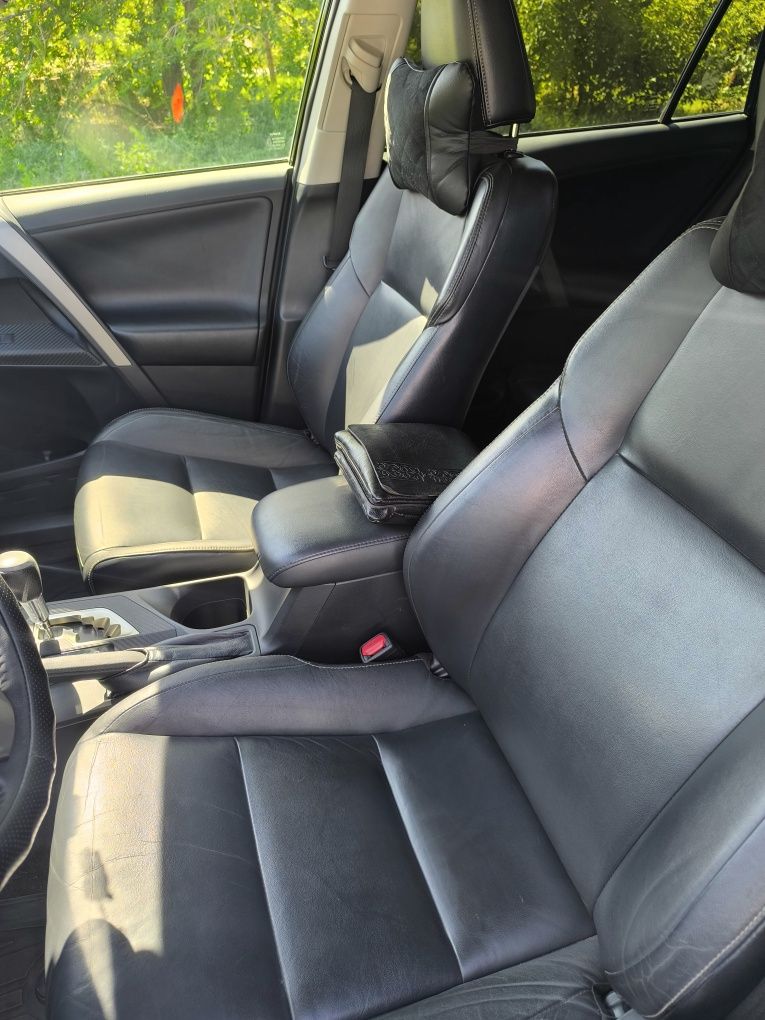 Продам Toyota RAV4 2014г.в.
