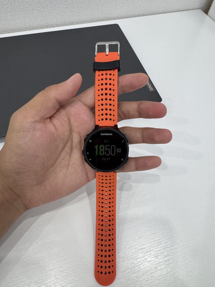 Garmin forerunner 235
