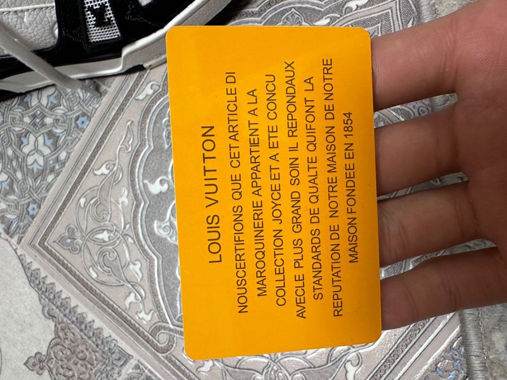 Кроссовки Lous Vuitton