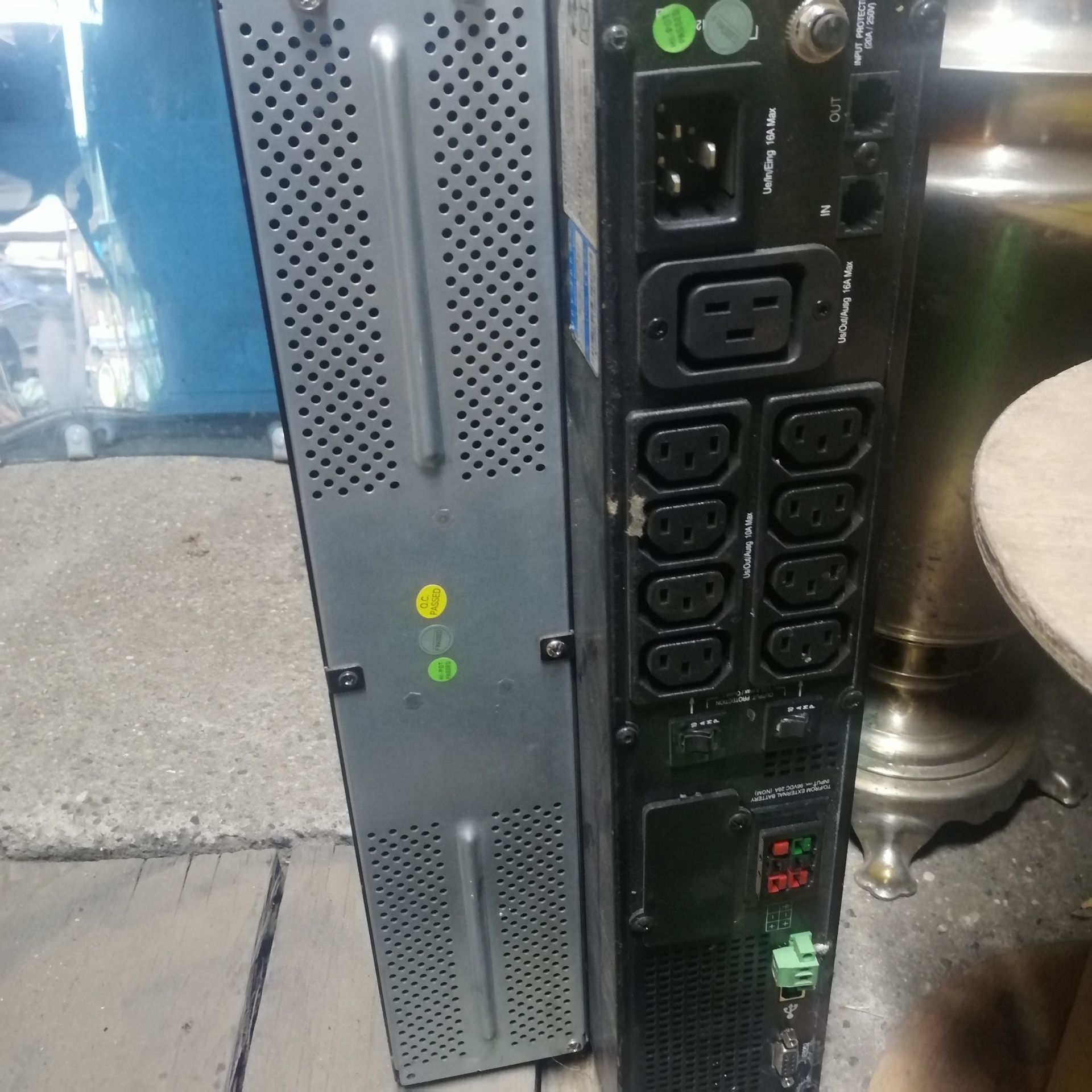 UPS IPPON innova rt 3k