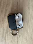 Продаю AirPods Pro (1 поколение), б/у.