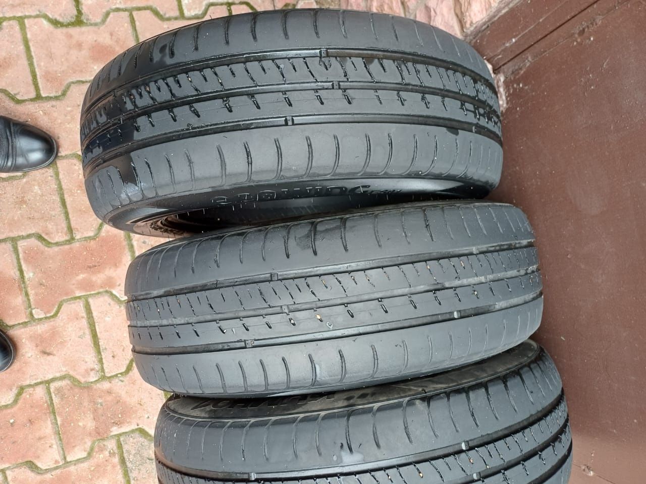 Полный комплект летних шин (4 шт) Kumho Ecowing ES31 185/65 R15