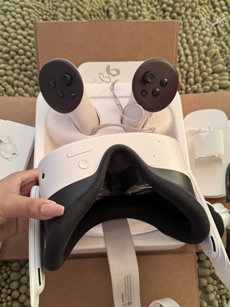Продам очки виар Meta Quest 3S 128GB
