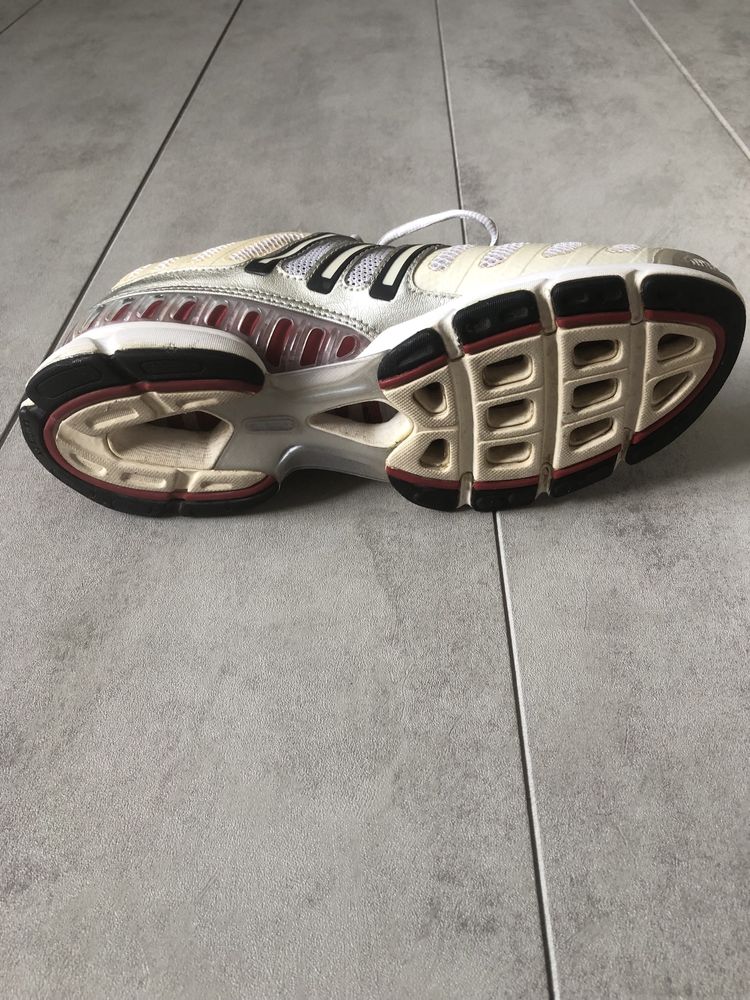 Adidas Clima 365,легендарные кроссовки,винтаж,42-42.5 размер.