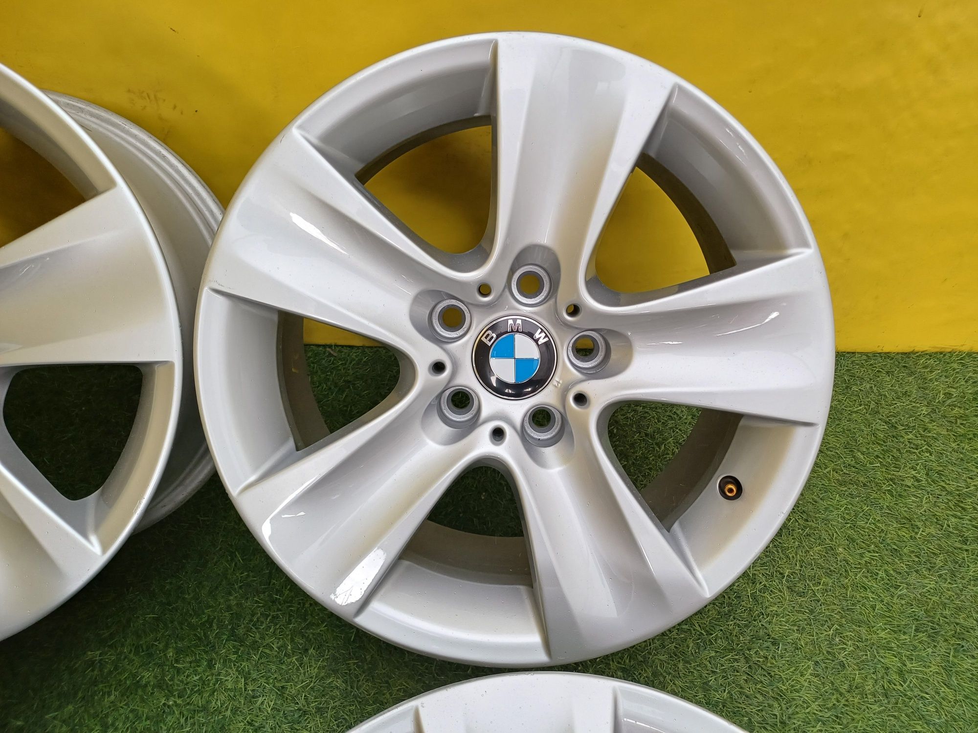Диски R17 5x120 на BMW.