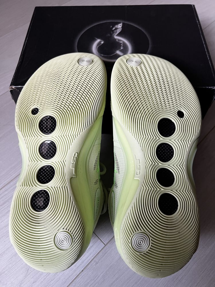 Way of Wade 10 Low "Avocado"