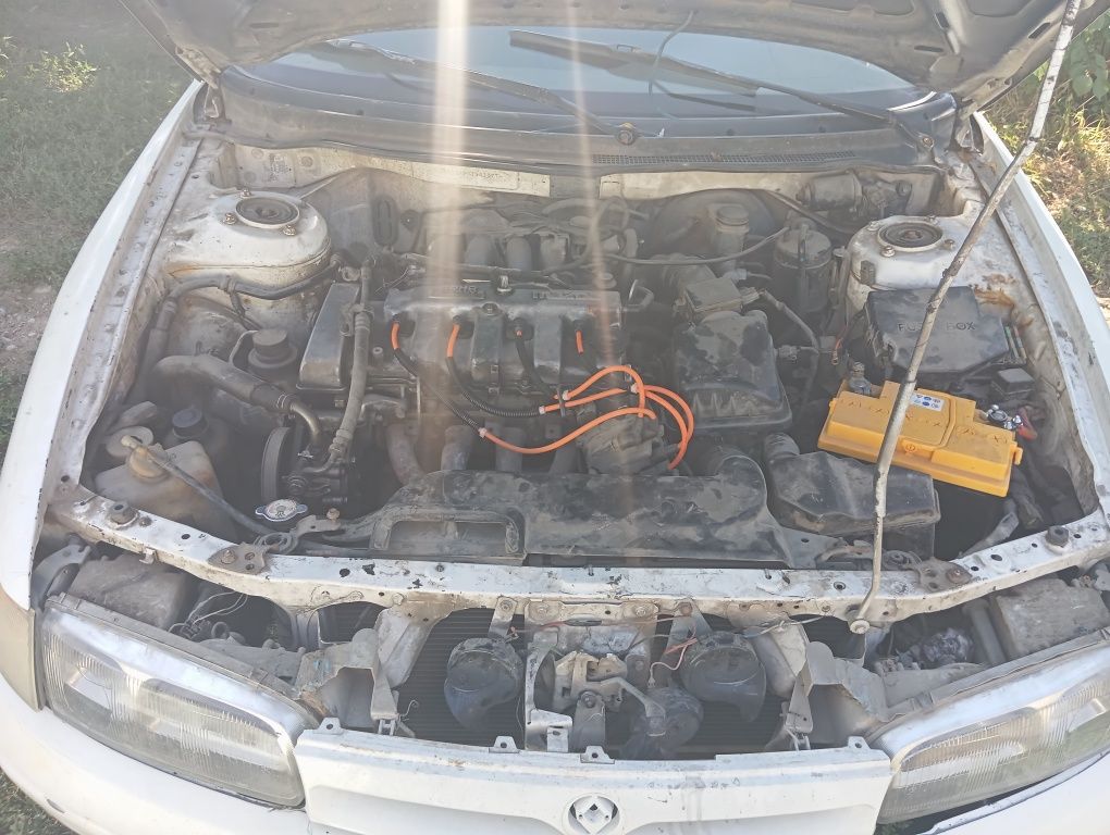Mazda cronos        .
