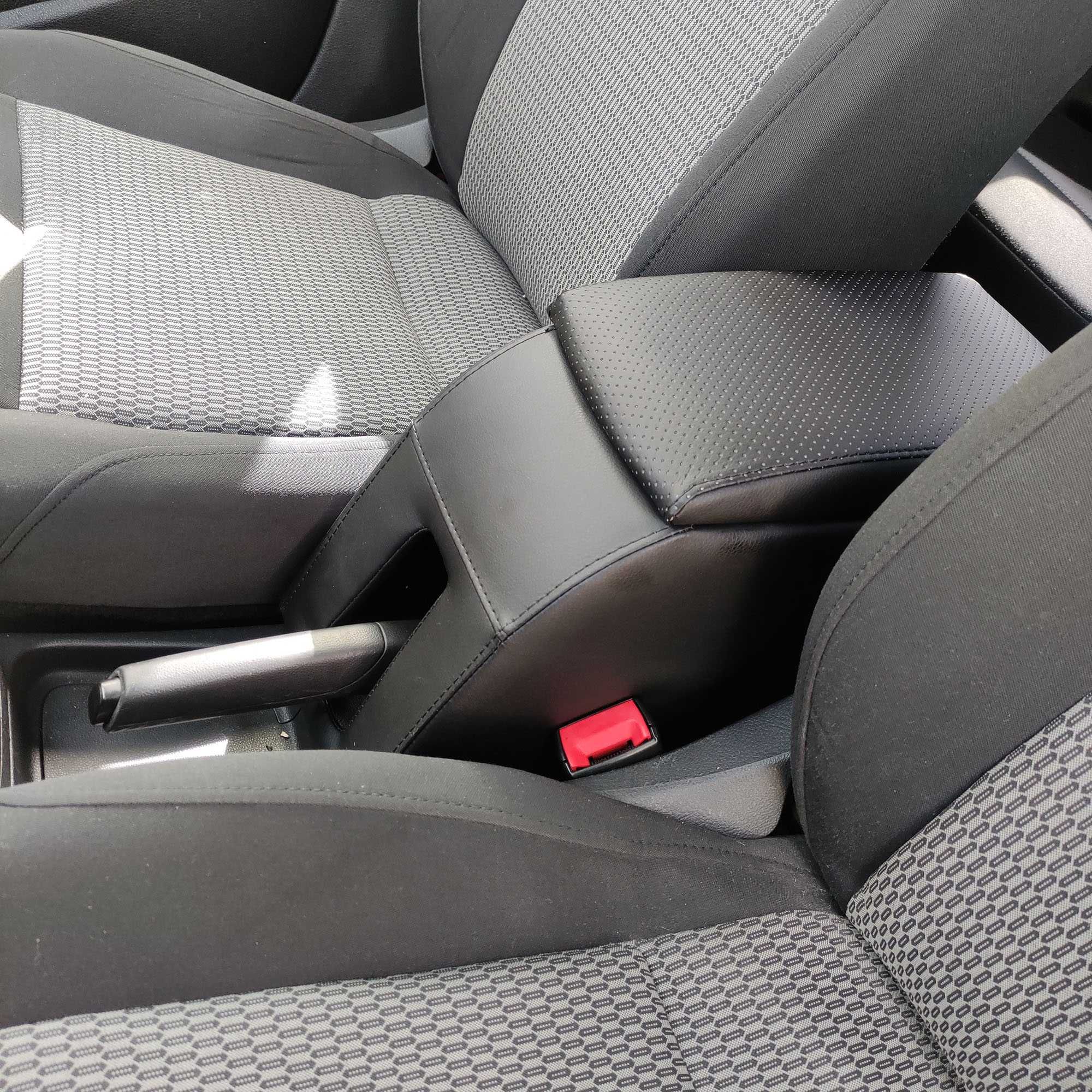 Подлокотник Standard для Volkswagen Polo V (2009-20) Перфорация
