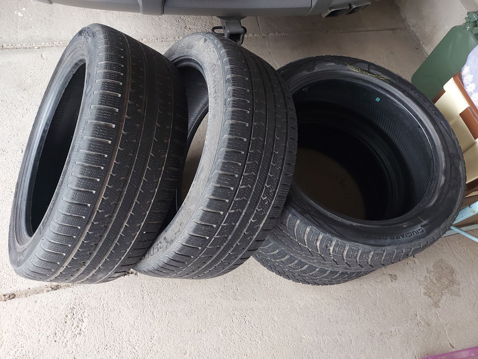 Комплект зимних шин 255/45 R20