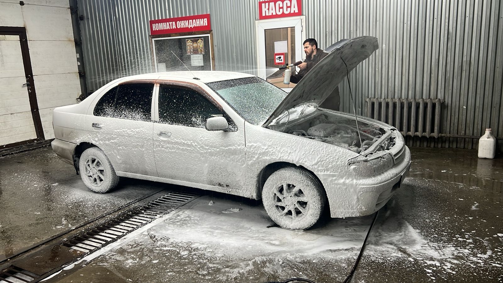 Продам ниссан в отличном состояний