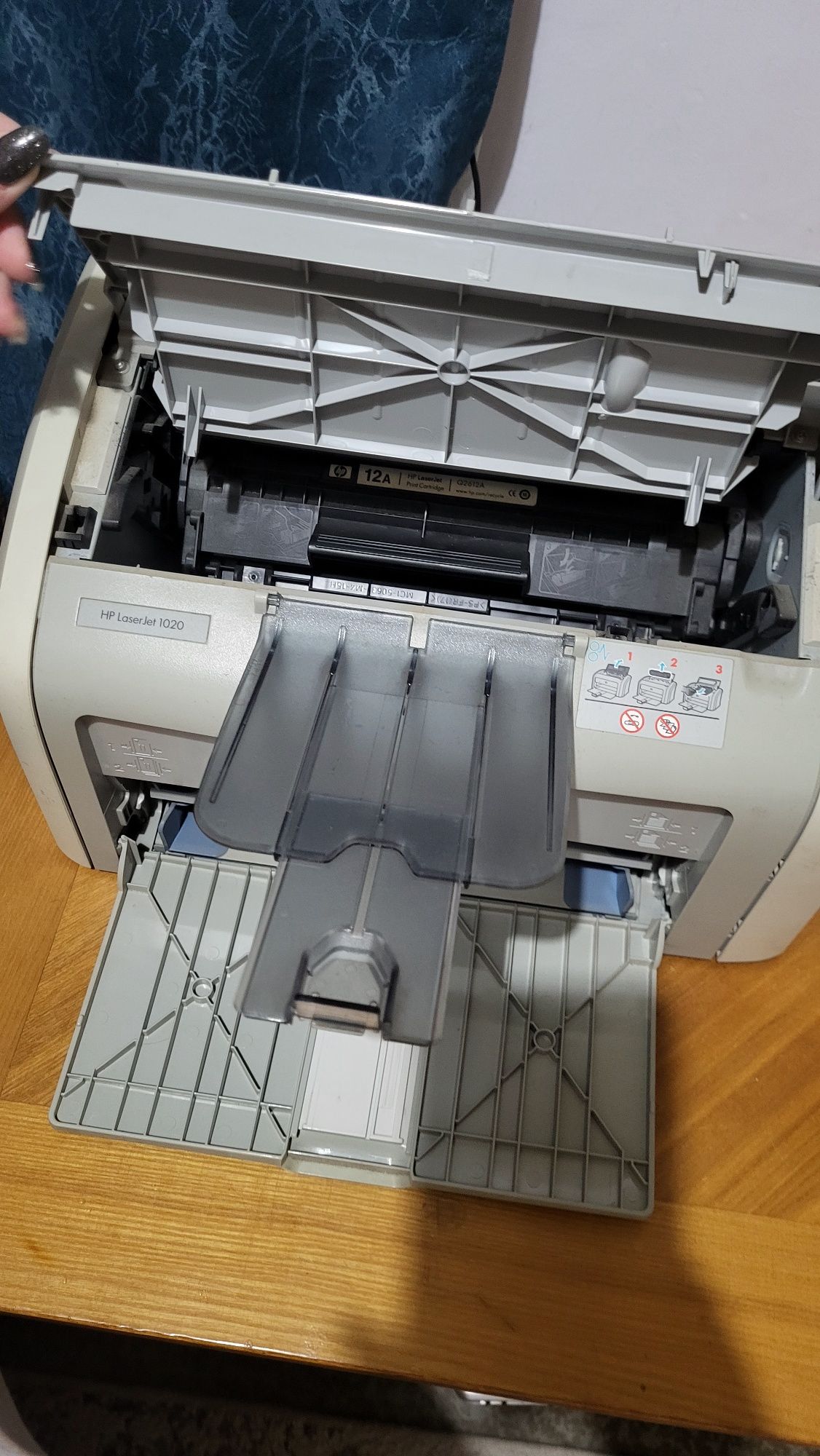 Продаём принтер НР 1020