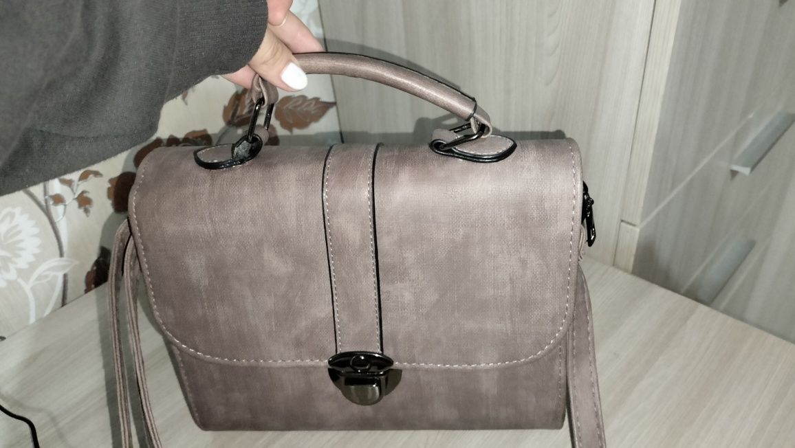 Продам сумку в хорошем состоянии