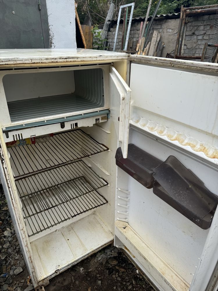 Продам  холодильник ссср