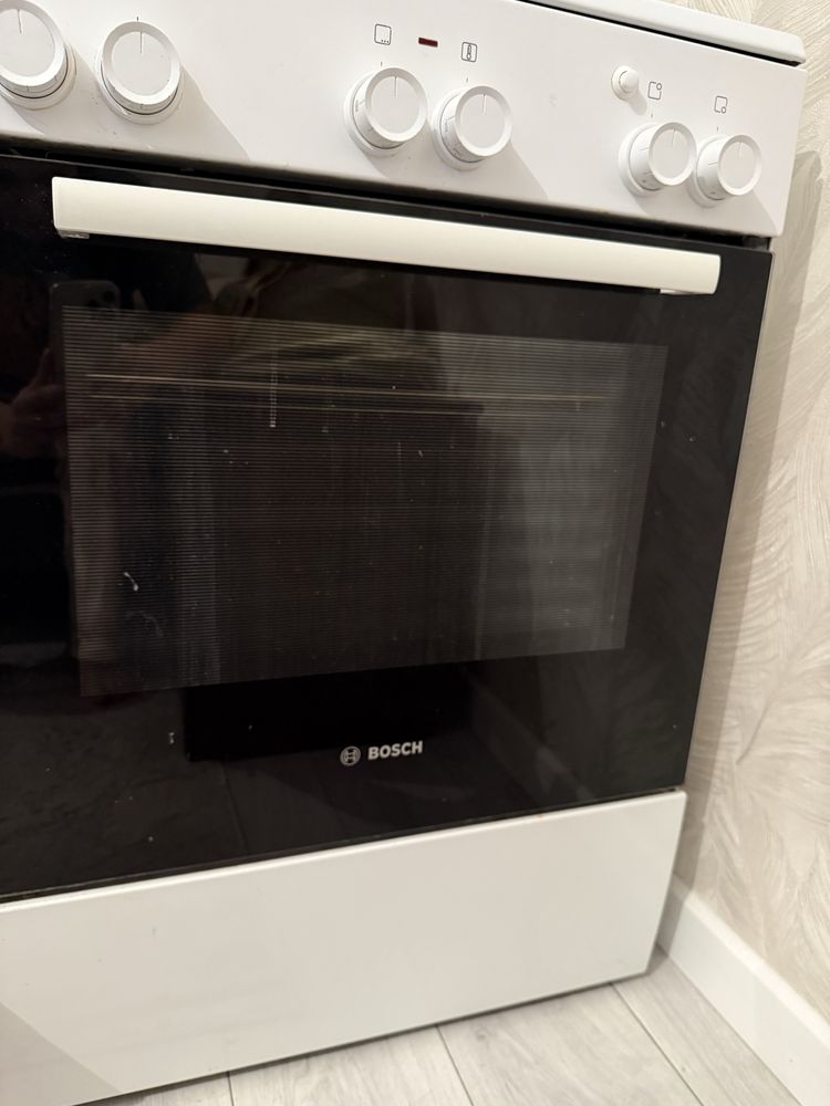 Продаю газовую плиту Bosch