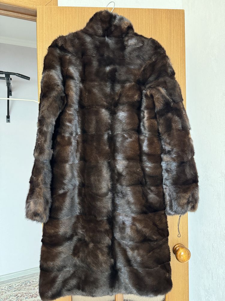 Продам норковую шубу дешево