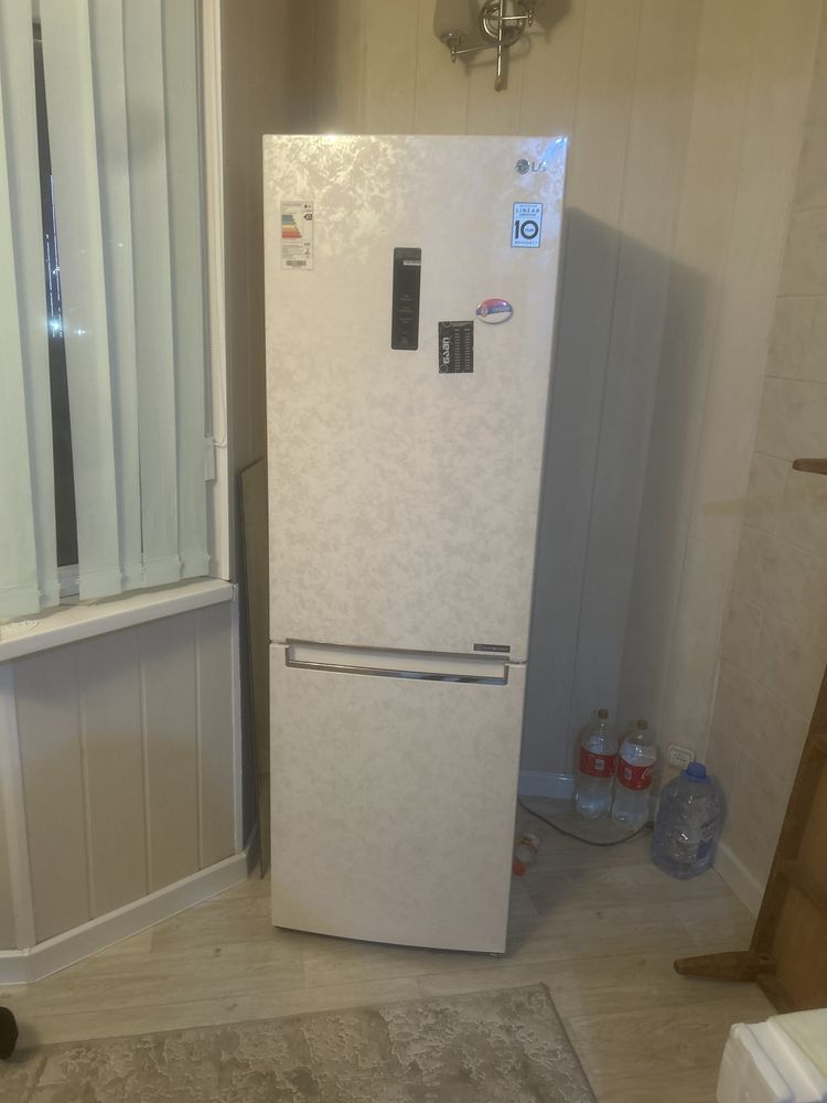 холодильник LG2021