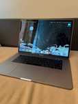 MacBook pro 15 2017 года в хорошем состоянии