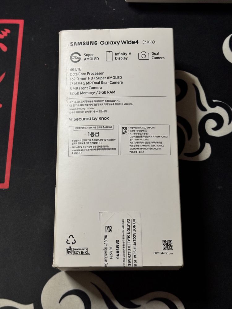 Samsung galaxy a20(wide 4)