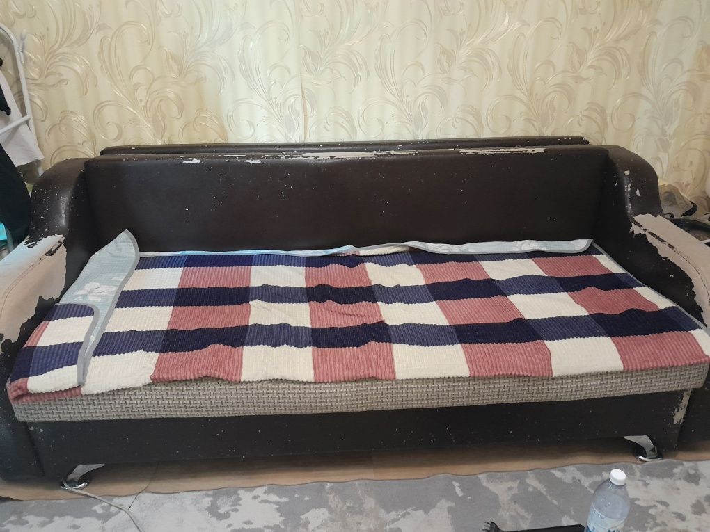 Диван с креслами