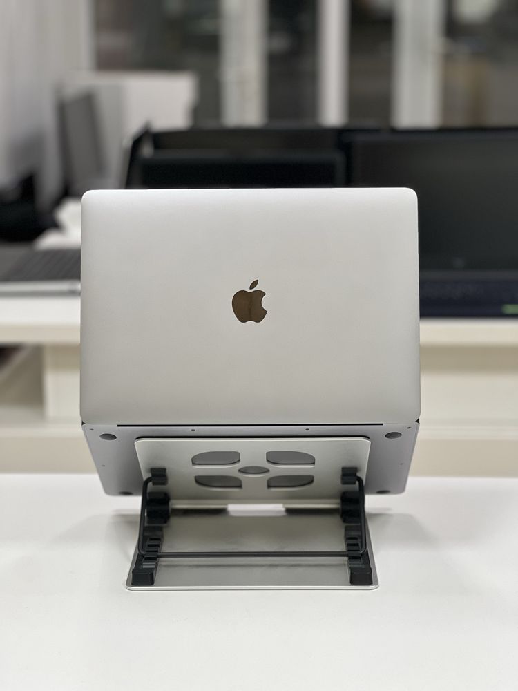 Apple MacBook Air | 99% | M1 | ОЗУ 8Gb | SSD 256Gb