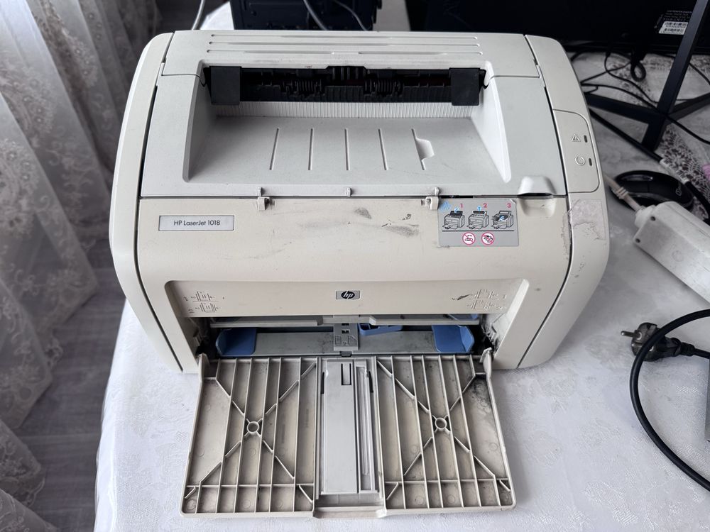 Принтер HP LaserJet 1018