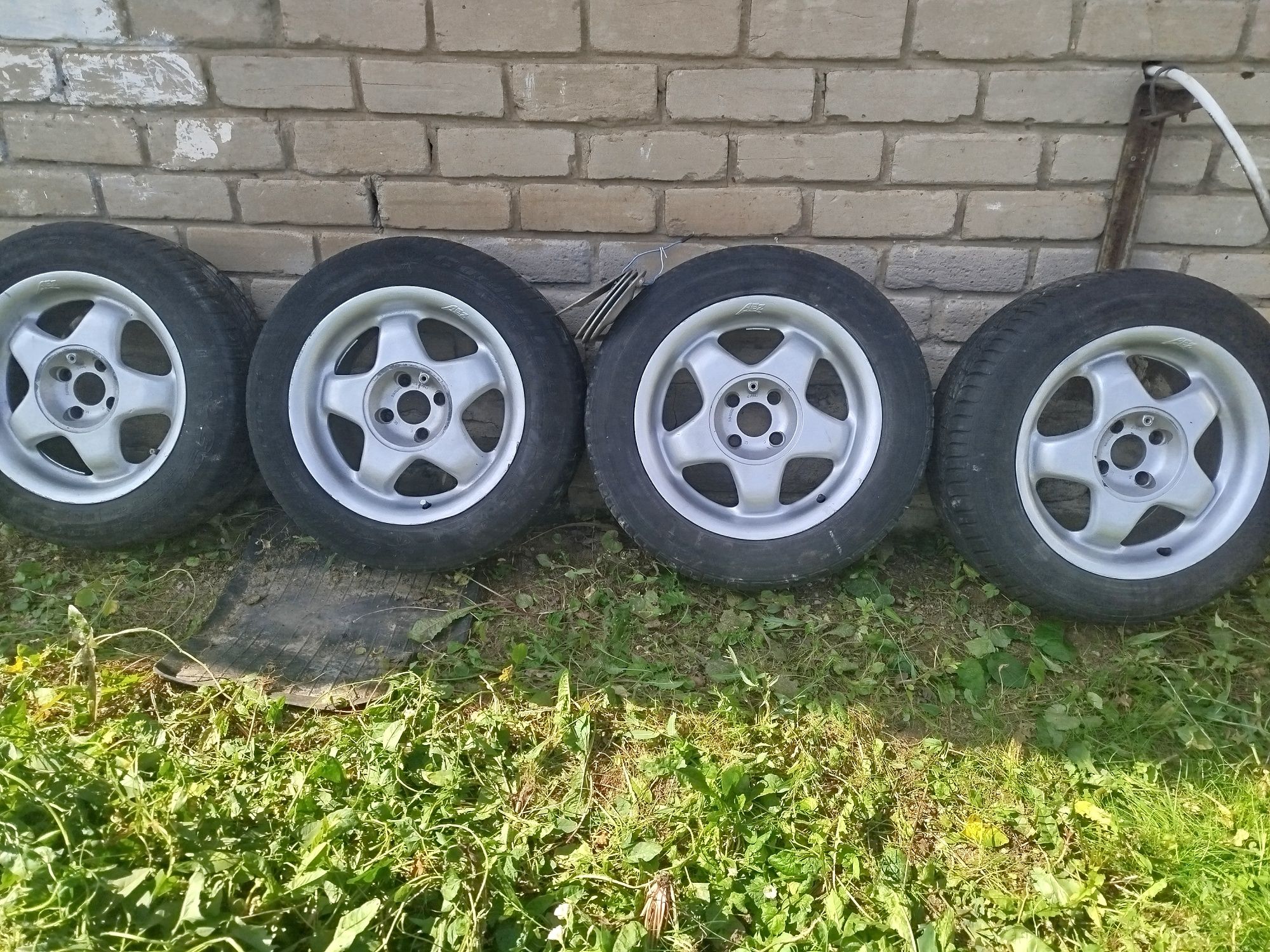 Продам шины с дисками