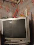 Срочно продам телевизор