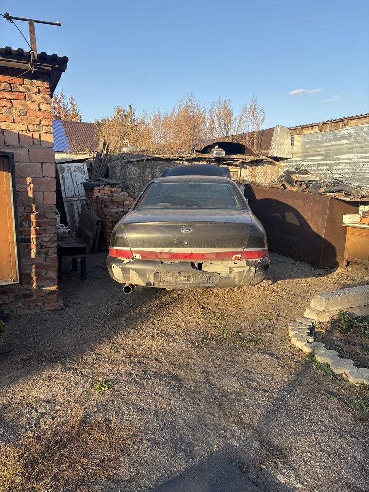 Продаю форд скорпио 2 по запчастям