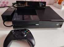 Xbox one +kinect +6 игр в отличном состоянии