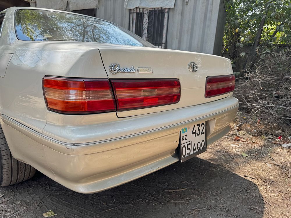 Toyota Mark 2 100