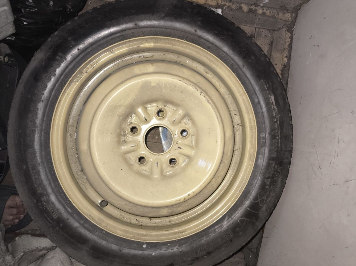 Продам Запаску р16
