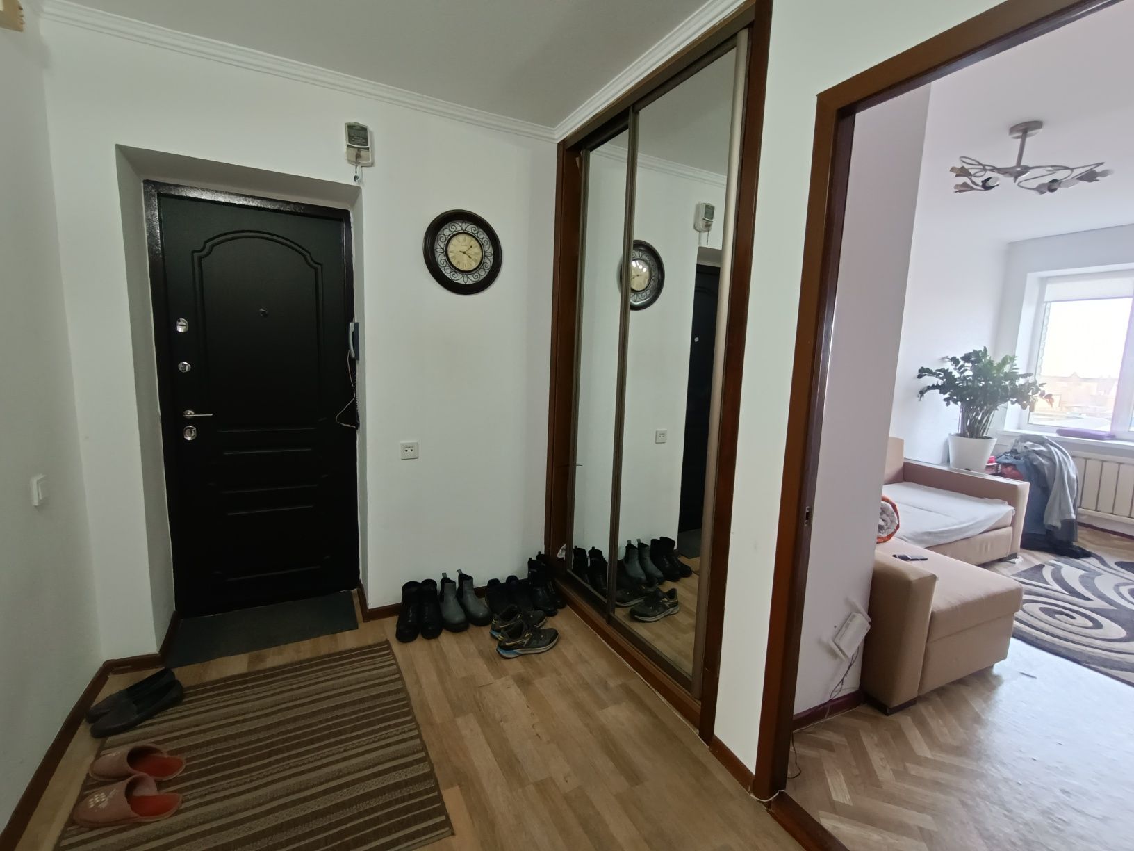 СРОЧНО продажа 3х комнатная квартира