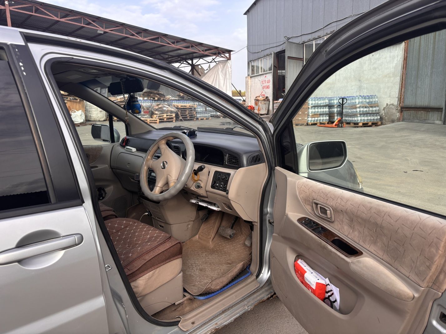 Продам либо обменяю nissan liberty
