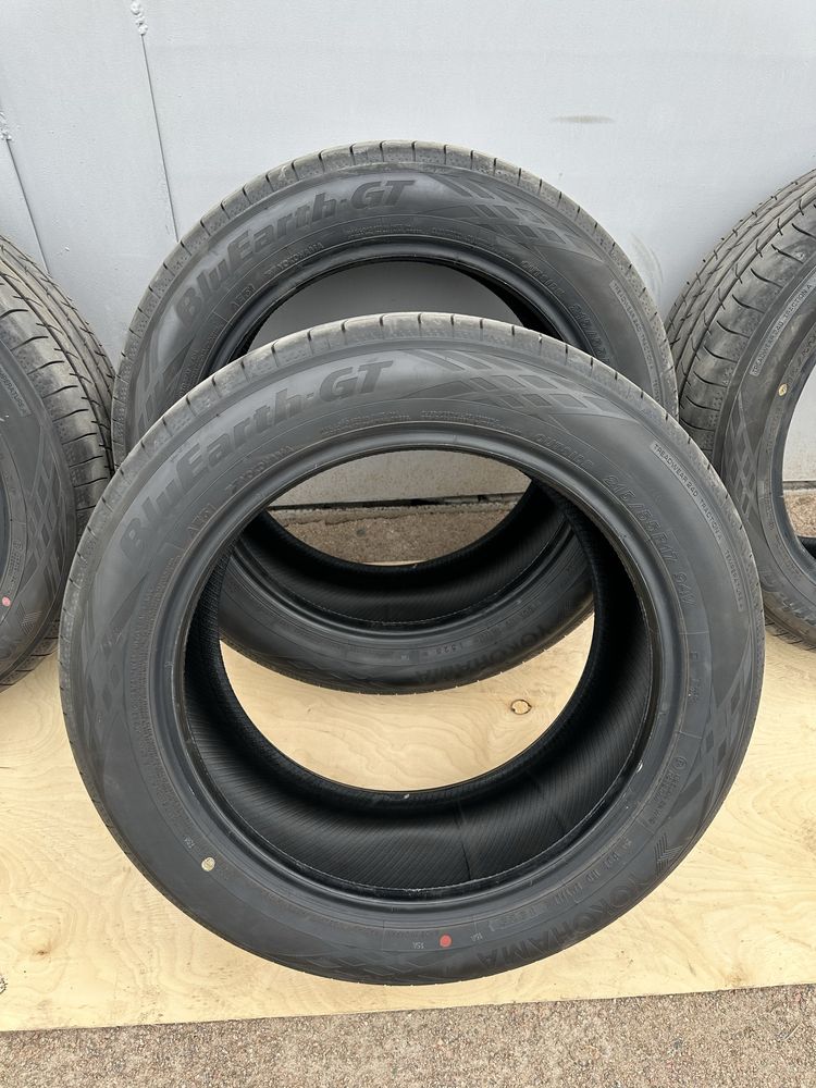 Шыны Yokohama 215/55R17